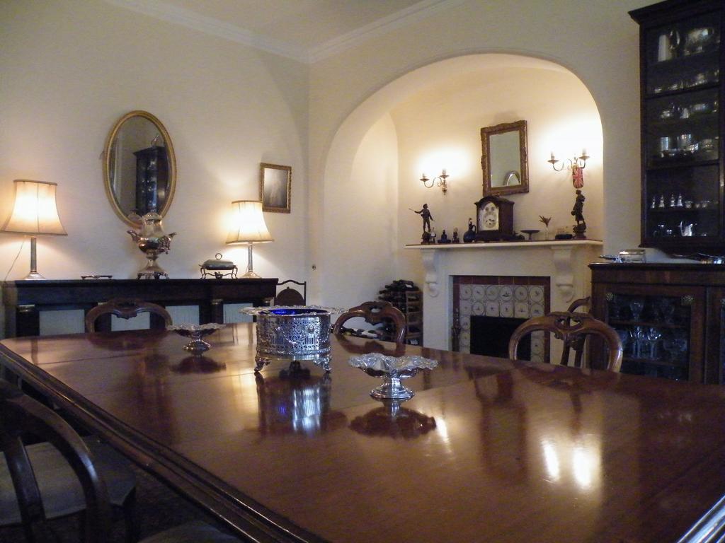 บรอดแลนด์ เกต Bed & Breakfast บร็อคเคนเฮิร์สต์ ภายนอก รูปภาพ