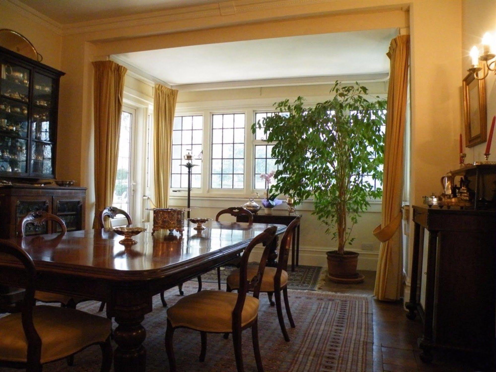 บรอดแลนด์ เกต Bed & Breakfast บร็อคเคนเฮิร์สต์ ภายนอก รูปภาพ